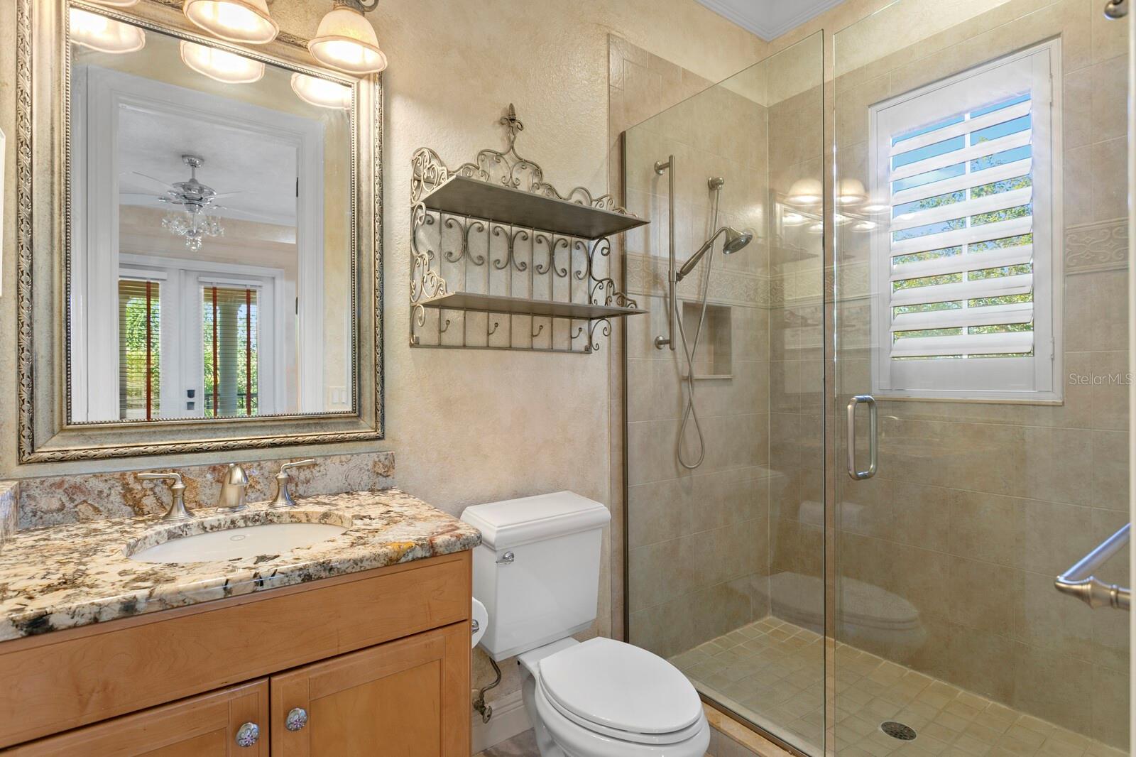 Image 27 of 51 For 4912 Yacht Club Drive