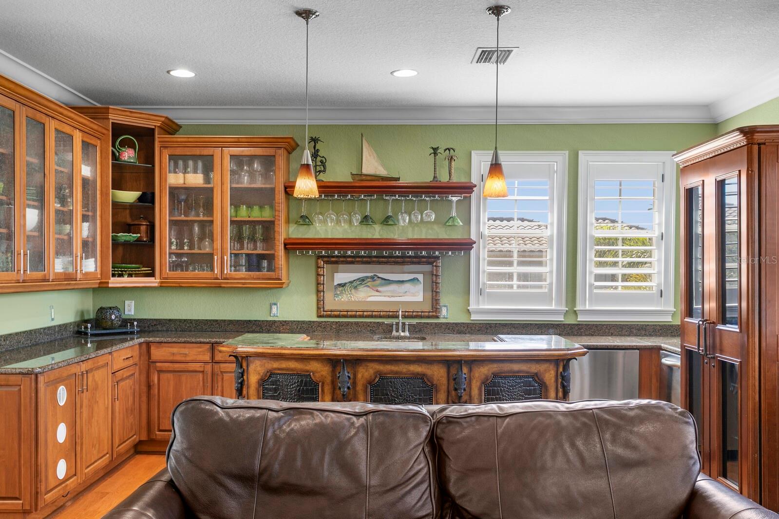 Image 33 of 51 For 4912 Yacht Club Drive