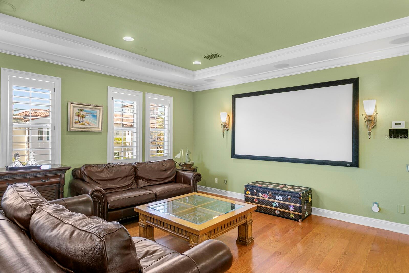 Image 34 of 51 For 4912 Yacht Club Drive