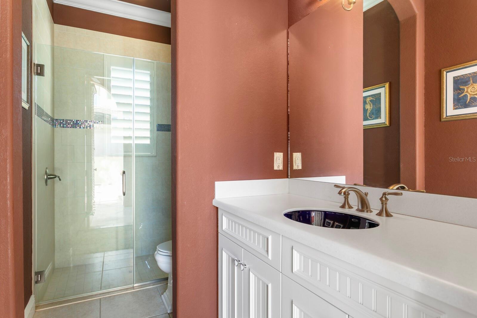 Image 44 of 51 For 4912 Yacht Club Drive