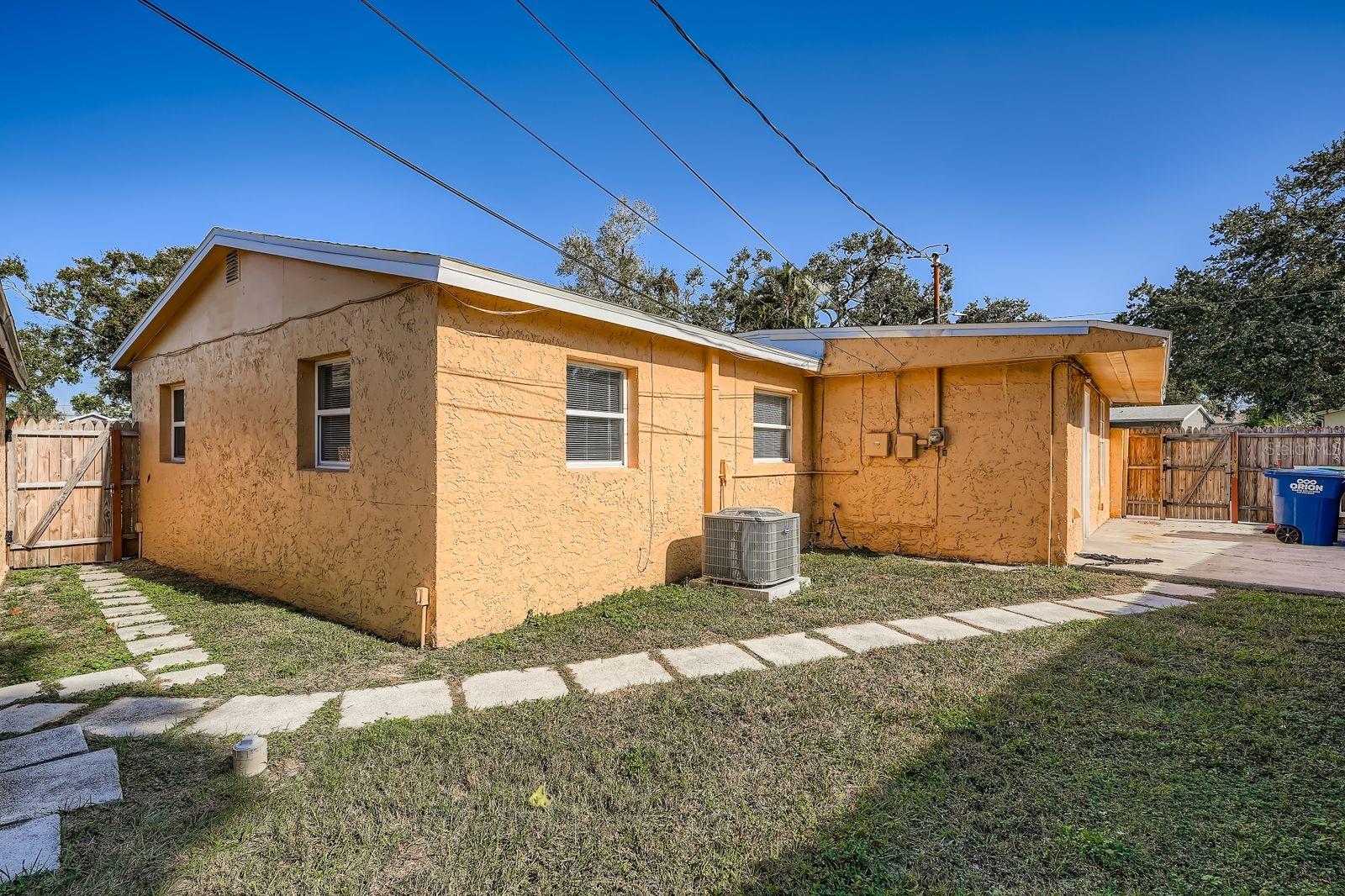 Image 25 of 28 For 13698 120th Street