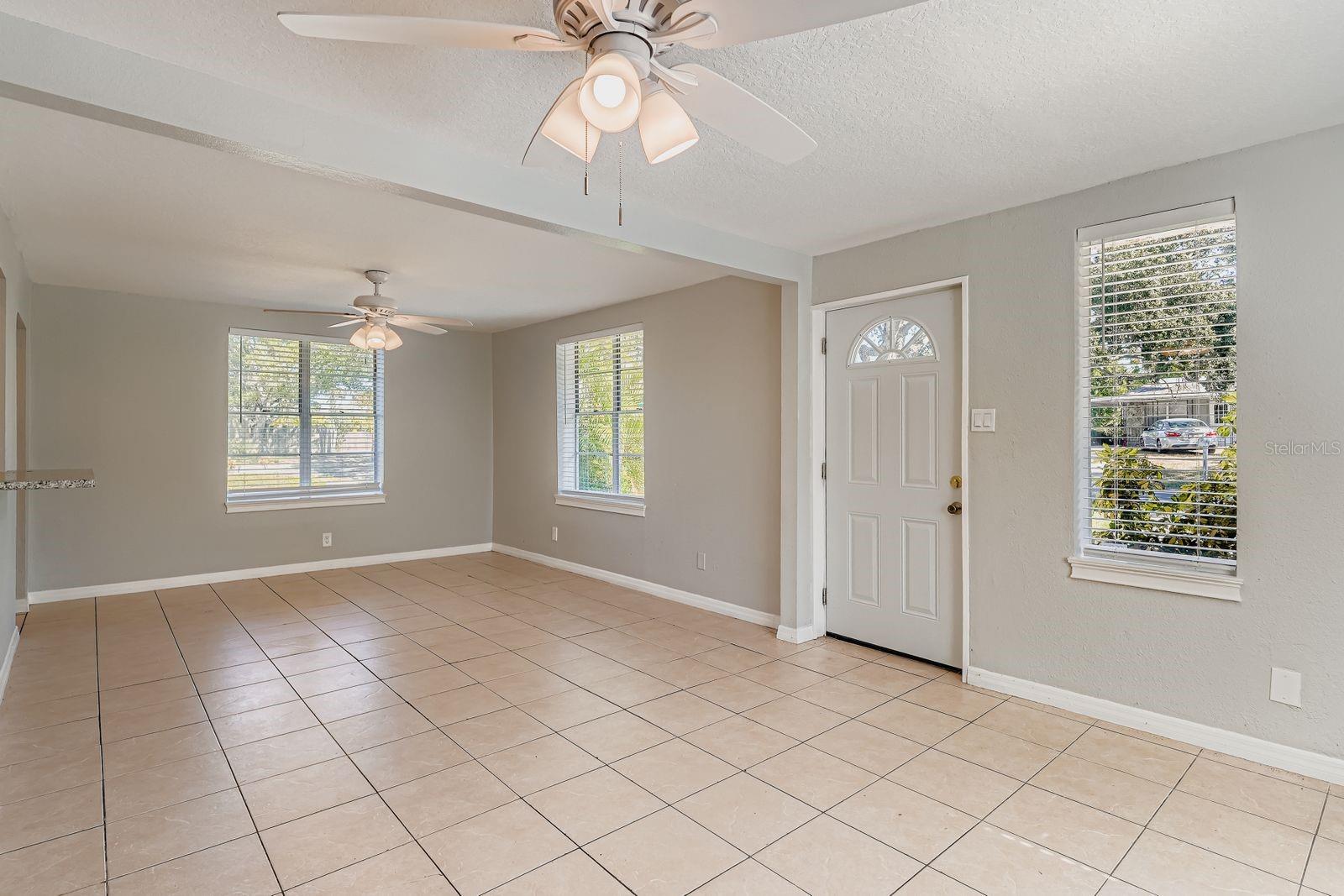 Image 5 of 28 For 13698 120th Street