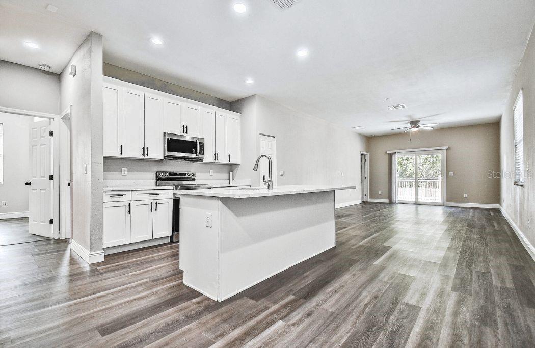 Image 6 of 37 For 16519 Us Highway 41