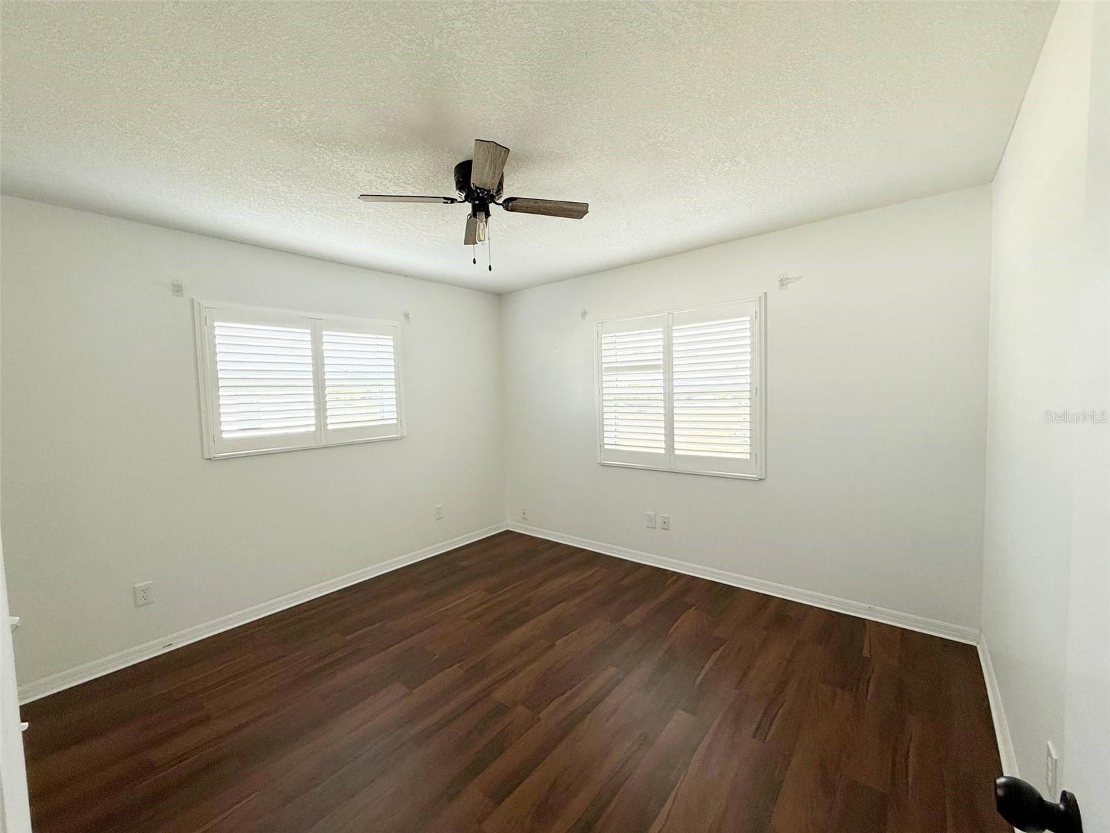 Image 7 of 17 For 1618 Bentwood Drive