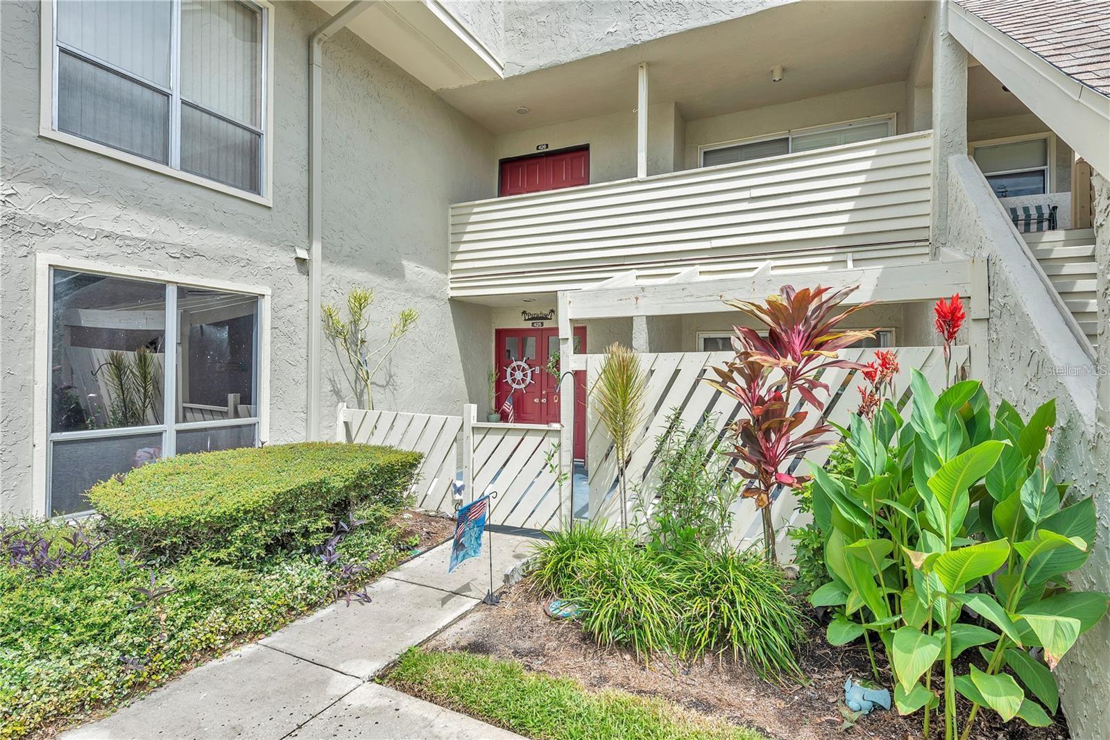 Image 2 of 42 For 425 Windrush Bay Drive 425