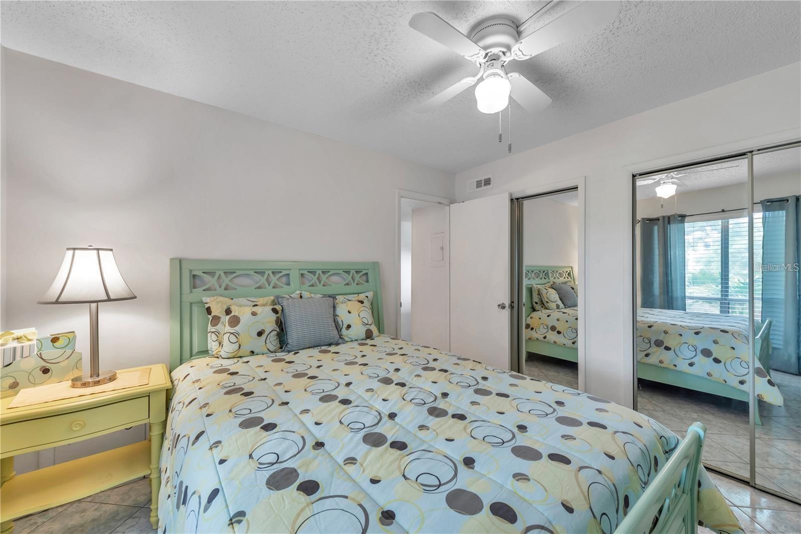 Image 20 of 42 For 425 Windrush Bay Drive 425