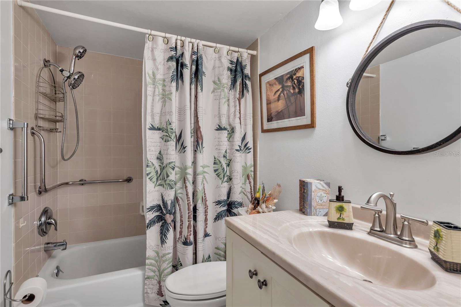 Image 21 of 42 For 425 Windrush Bay Drive 425