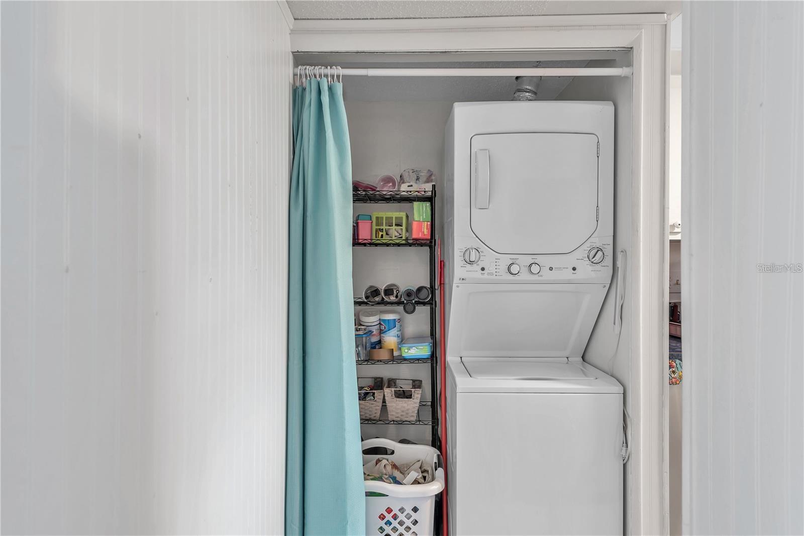 Image 23 of 42 For 425 Windrush Bay Drive 425