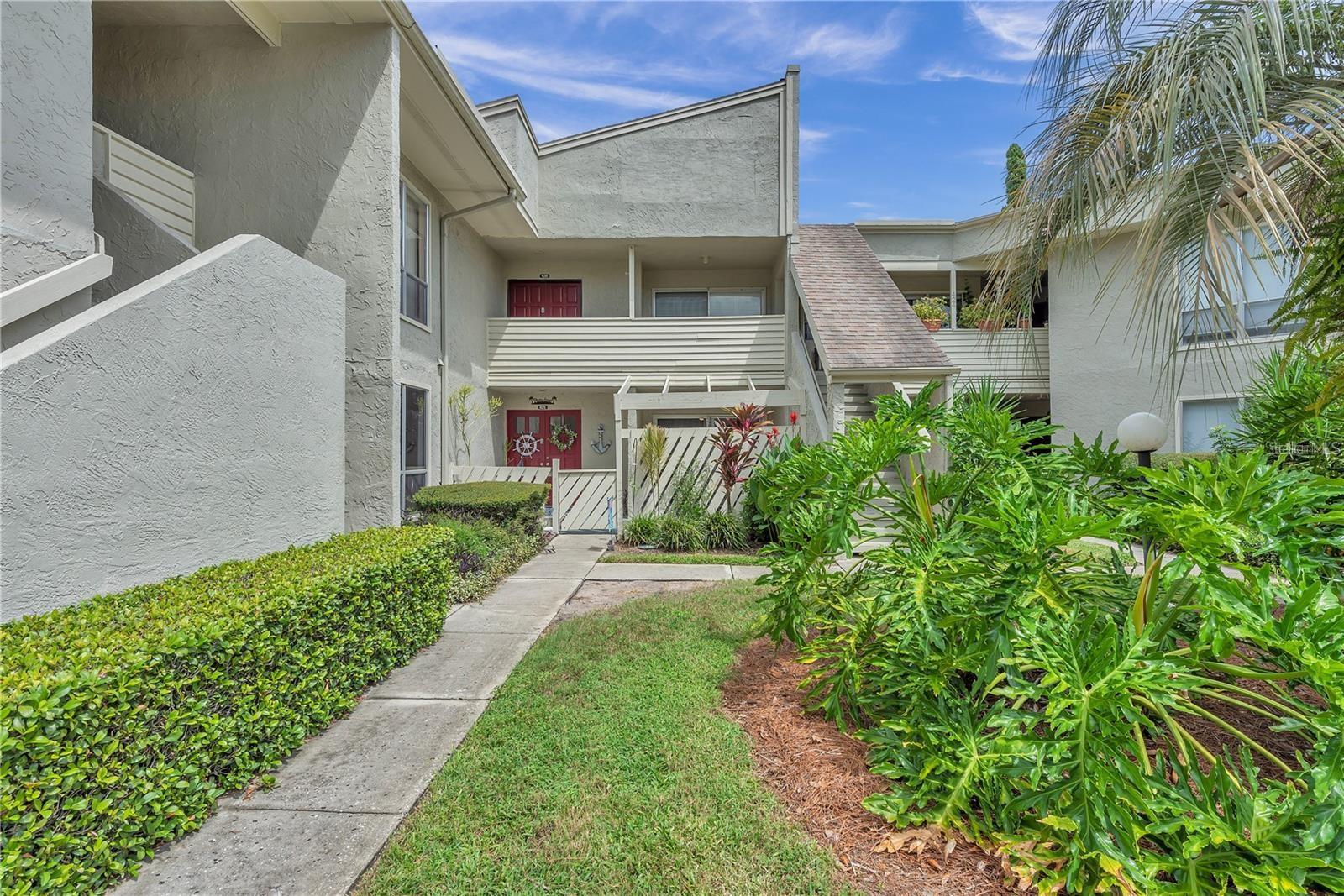 Image 28 of 42 For 425 Windrush Bay Drive 425