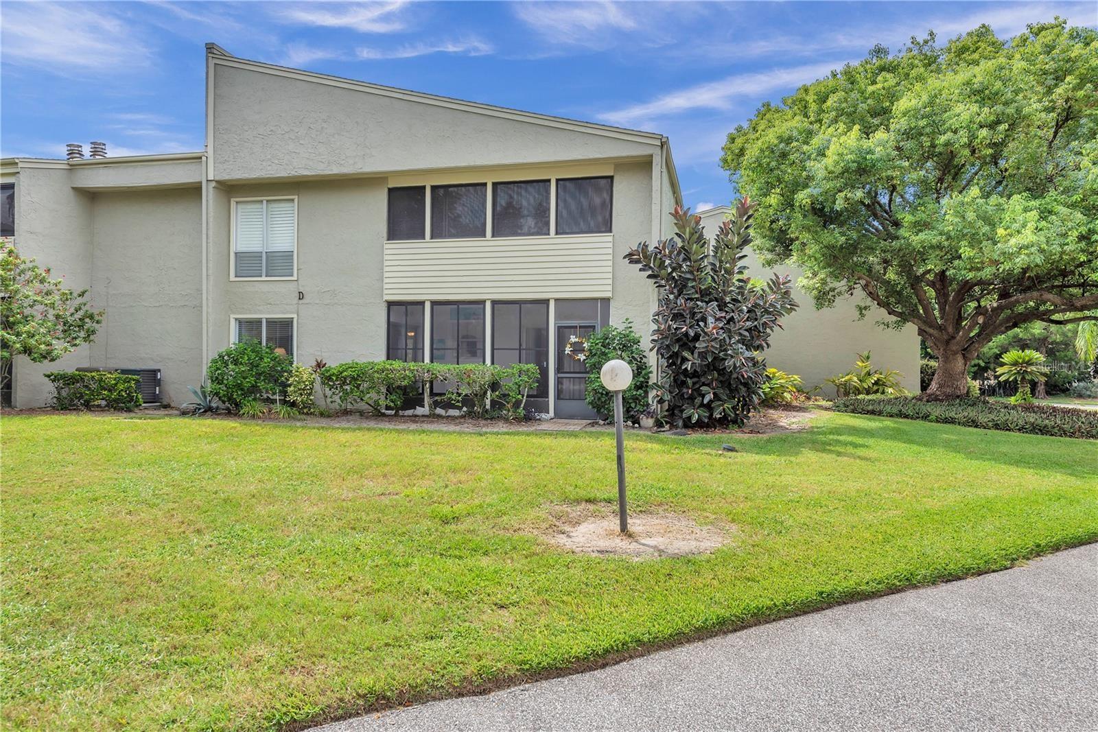 Image 31 of 42 For 425 Windrush Bay Drive 425