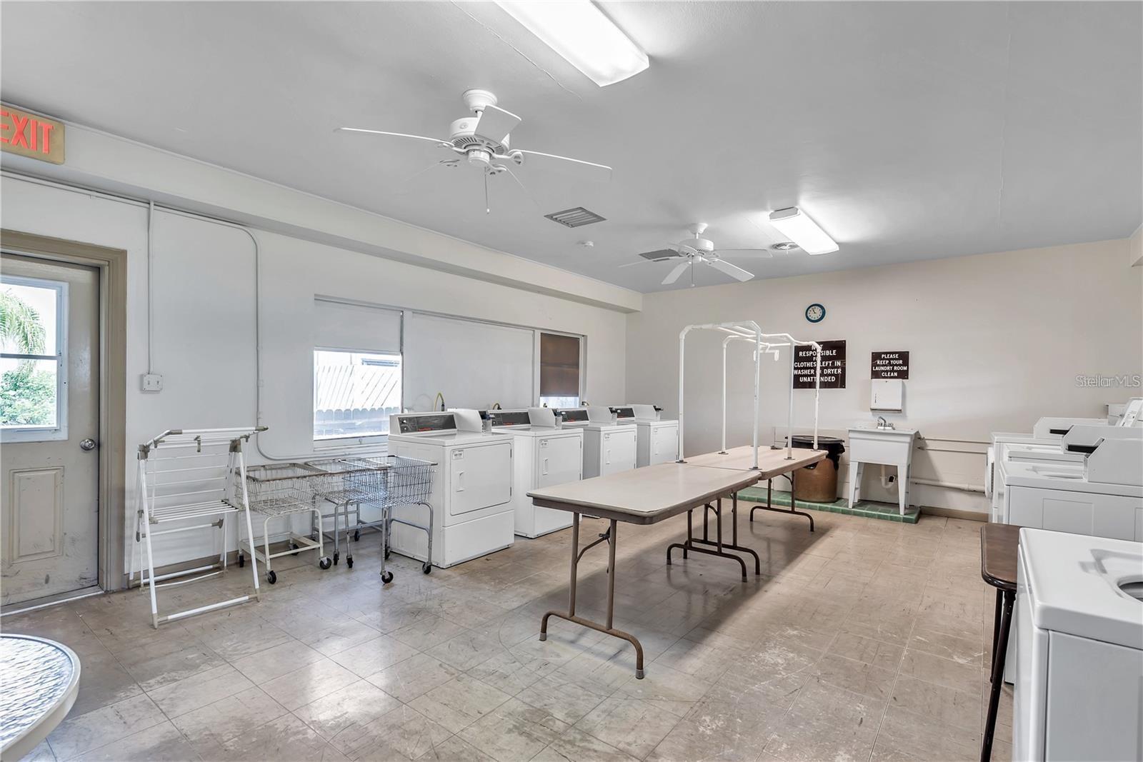 Image 37 of 42 For 425 Windrush Bay Drive 425