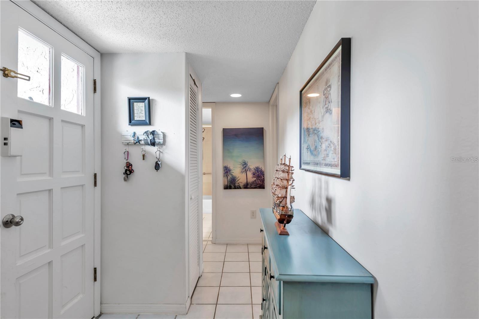 Image 7 of 42 For 425 Windrush Bay Drive 425