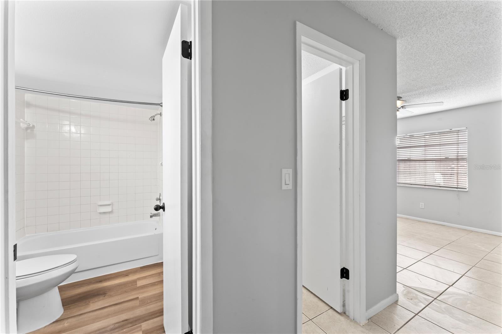 Image 15 of 26 For 5108 Lawnton Court