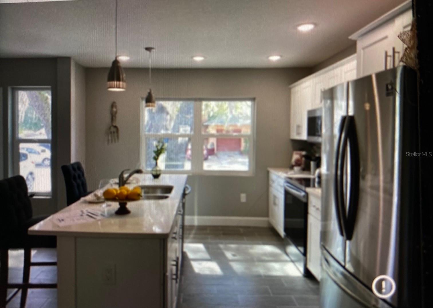 Image 3 of 10 For 614 Minnesota Drive