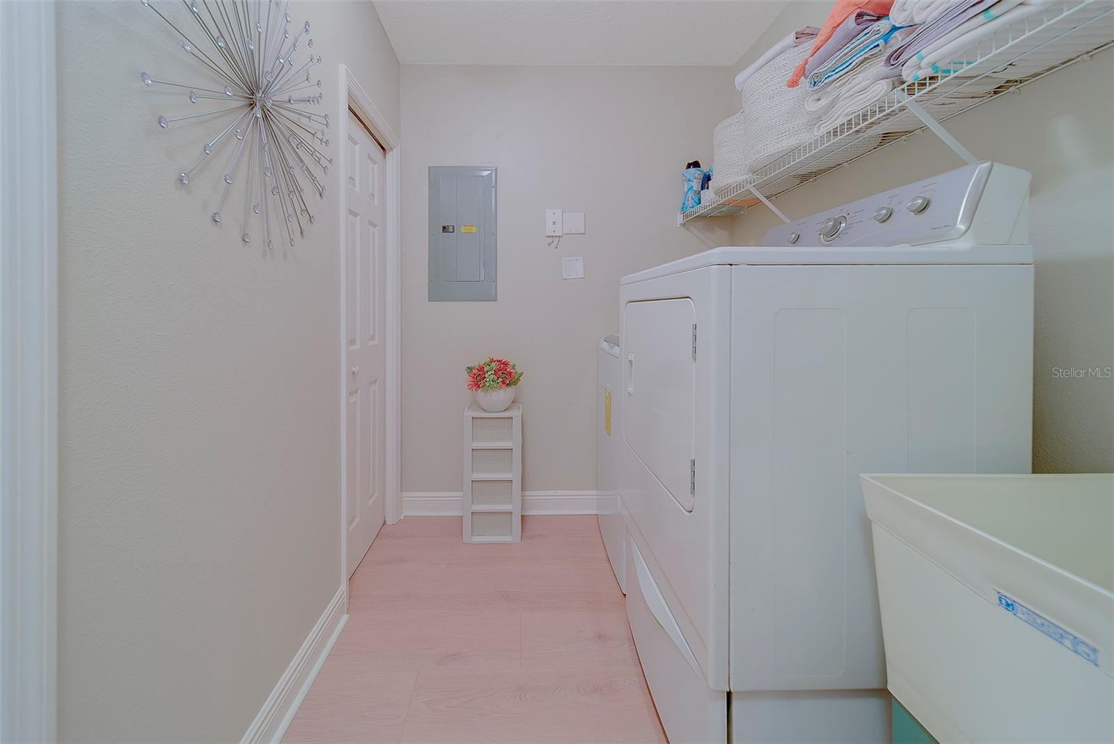 Image 16 of 74 For 17735 Gulf Boulevard 501