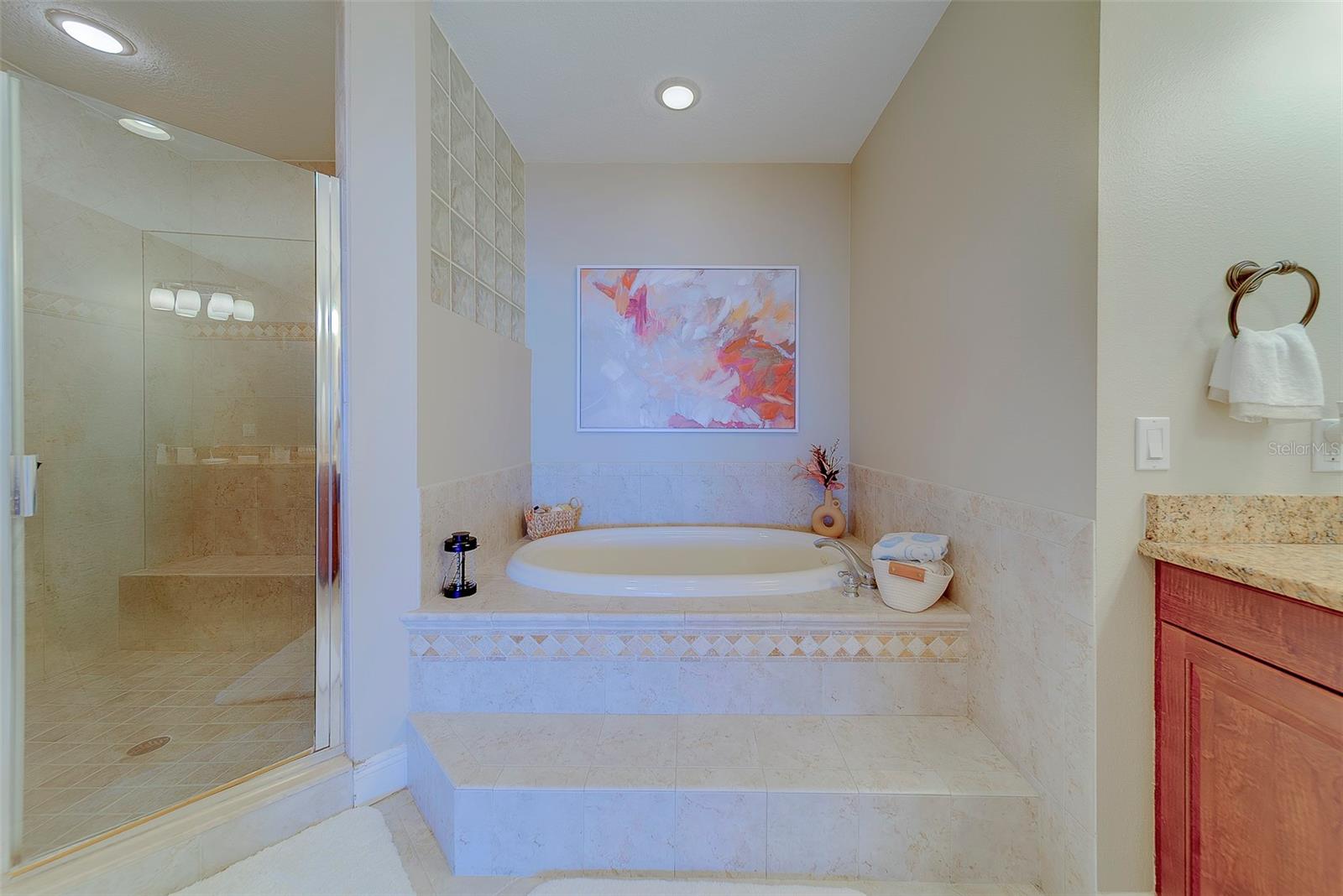 Image 32 of 74 For 17735 Gulf Boulevard 501