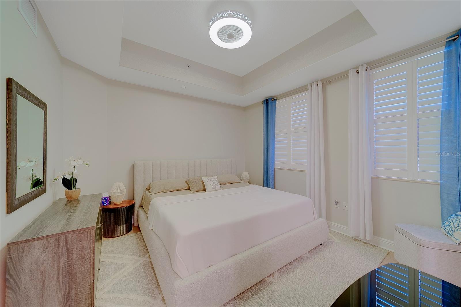 Image 35 of 74 For 17735 Gulf Boulevard 501