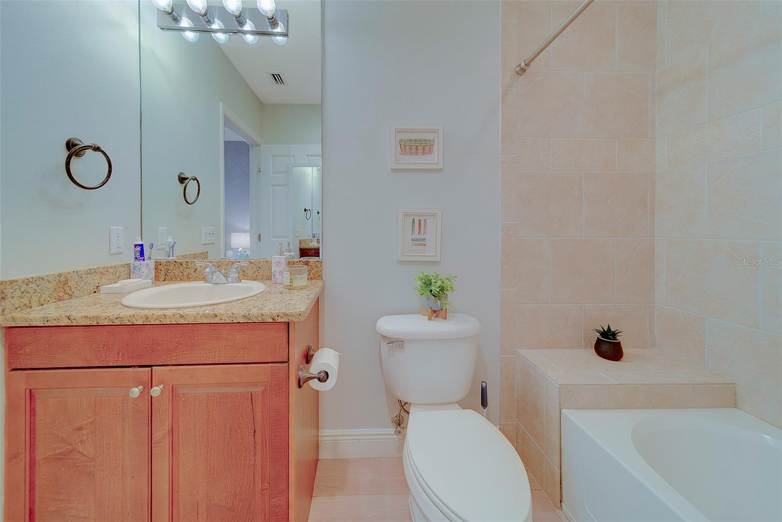 Image 48 of 74 For 17735 Gulf Boulevard 501