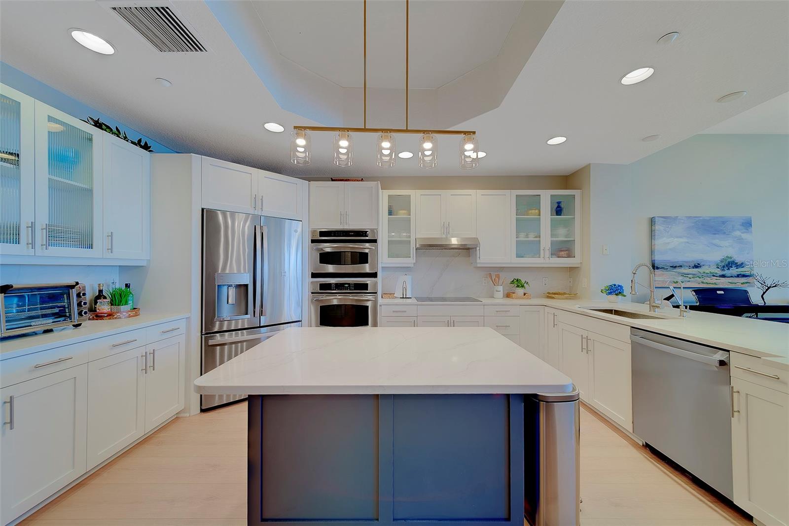 Image 7 of 74 For 17735 Gulf Boulevard 501