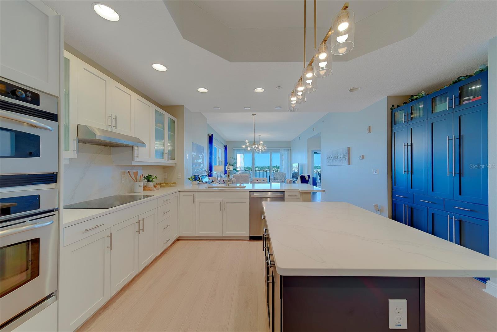 Image 9 of 74 For 17735 Gulf Boulevard 501