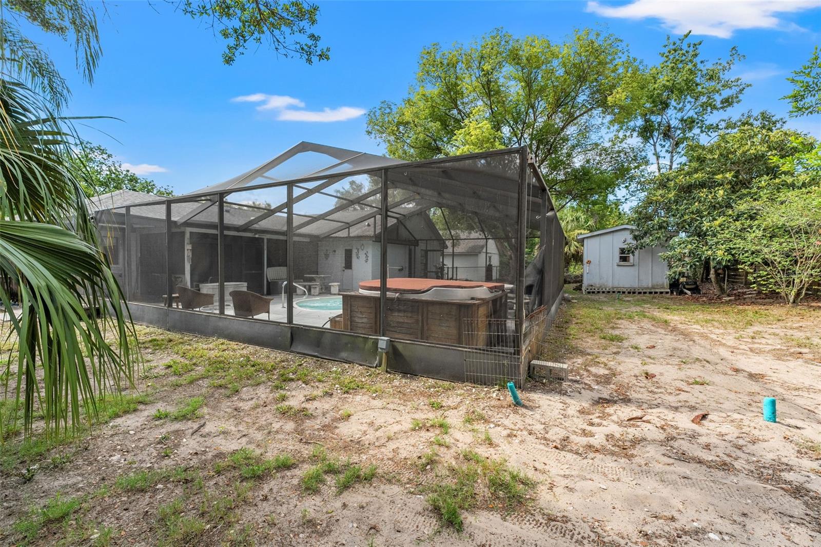 Listing photo id 23 for 13991 Coronado Drive