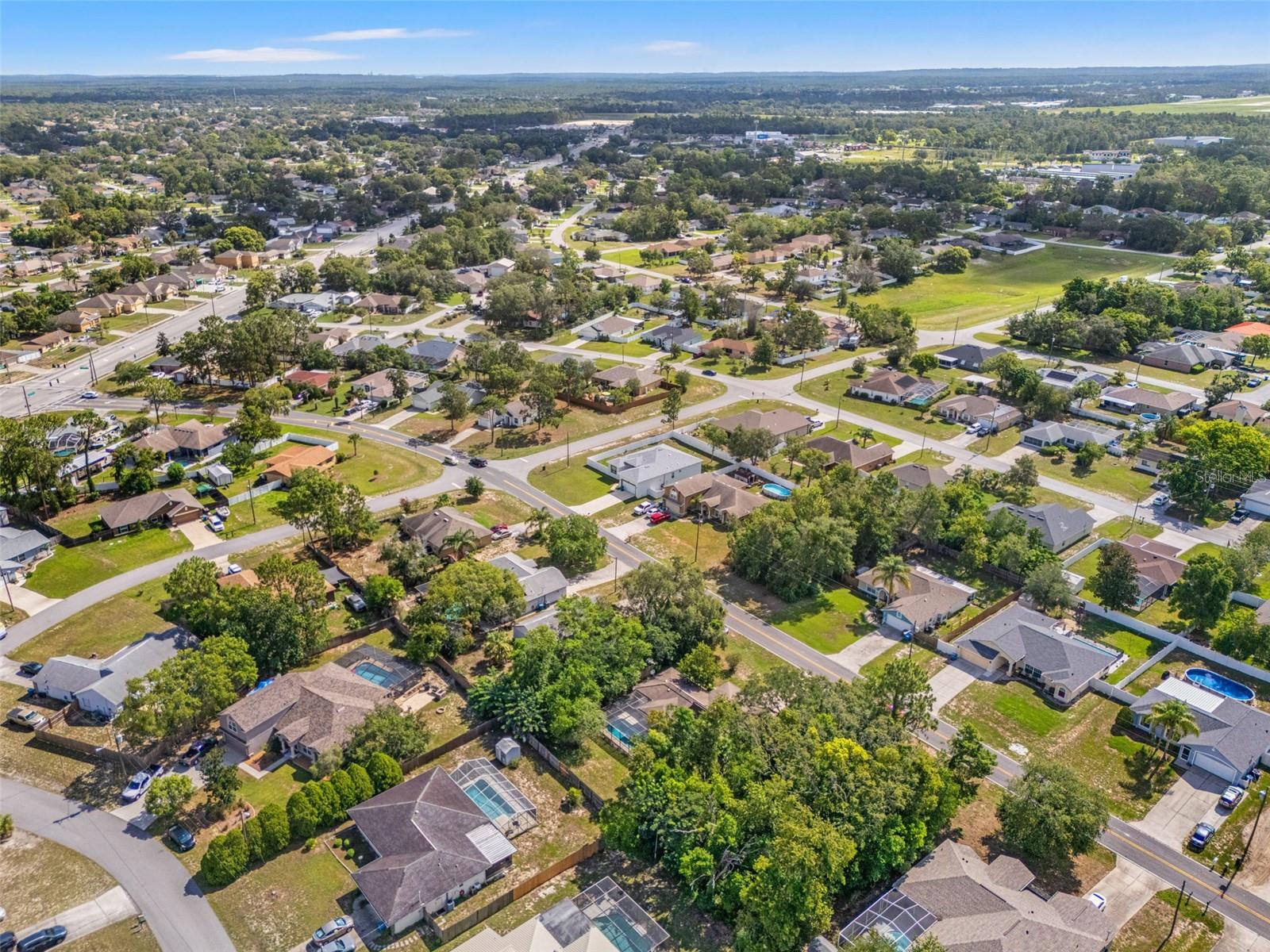 Listing photo id 27 for 13991 Coronado Drive