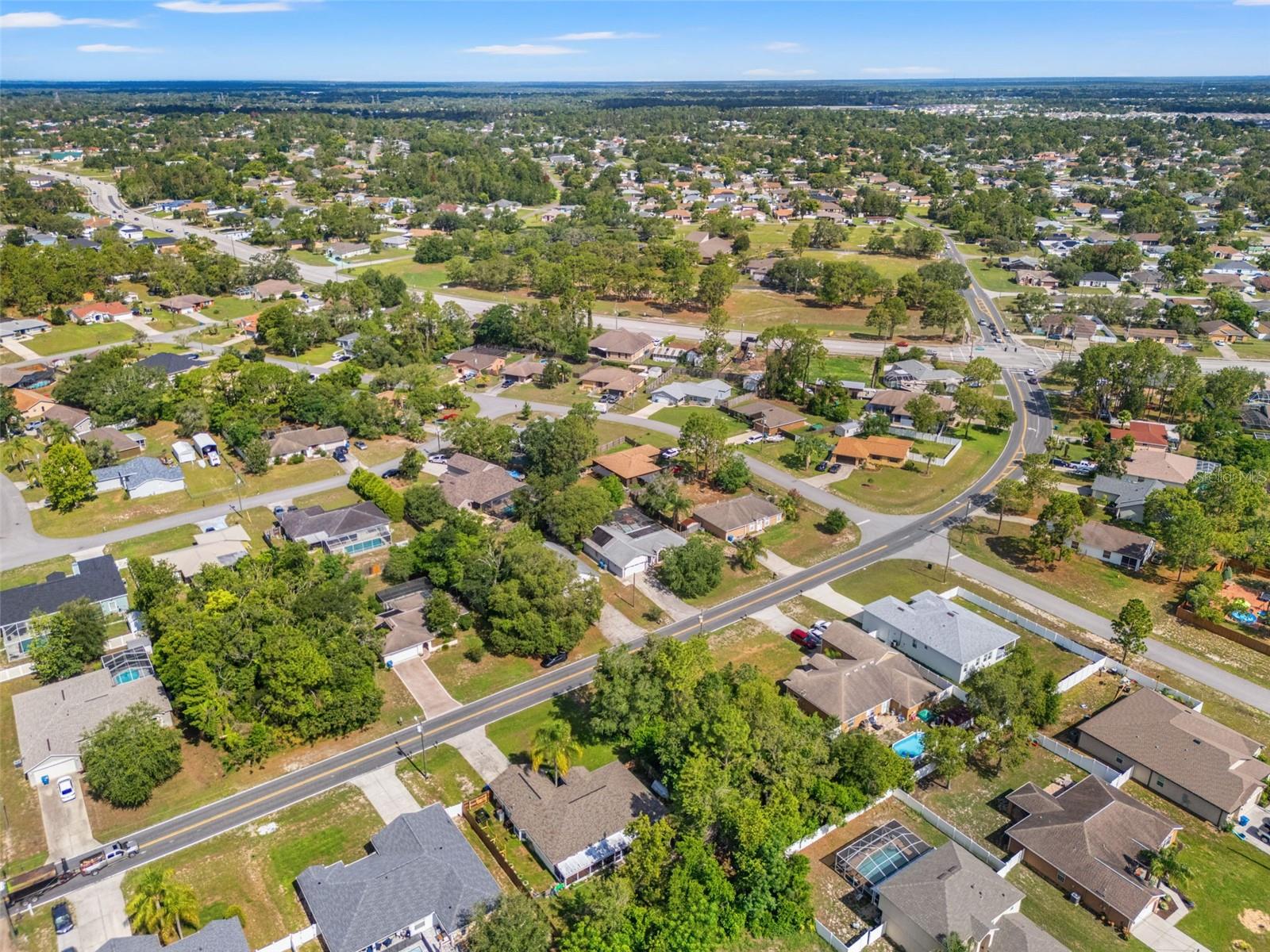 Listing photo id 30 for 13991 Coronado Drive