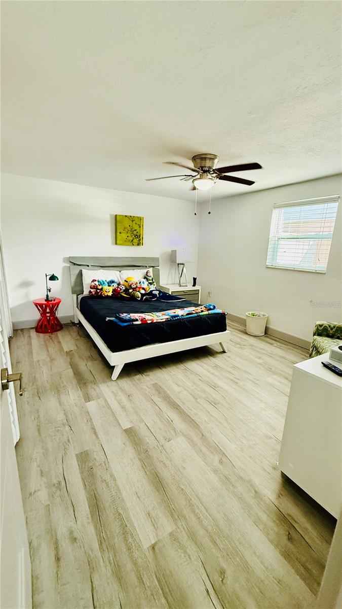 Image 24 of 42 For 4926 Blue Heron Drive