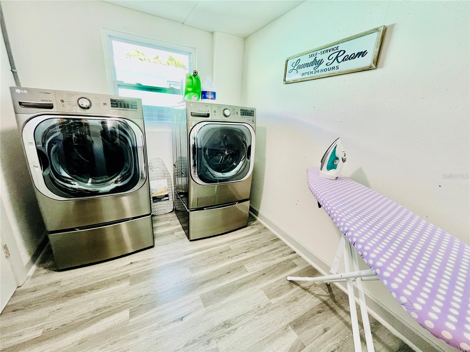 Image 29 of 42 For 4926 Blue Heron Drive