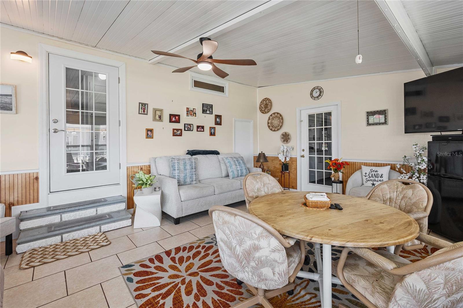 Image 12 of 65 For 5718 Arrowhead Drive