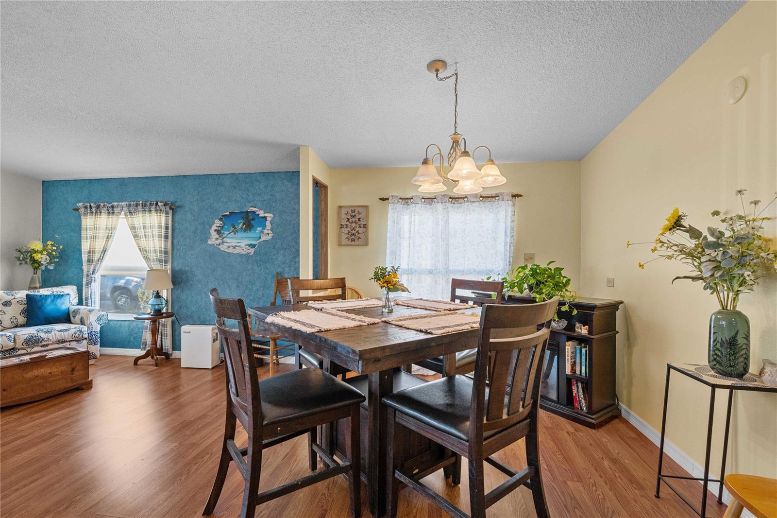 Image 9 of 65 For 5718 Arrowhead Drive