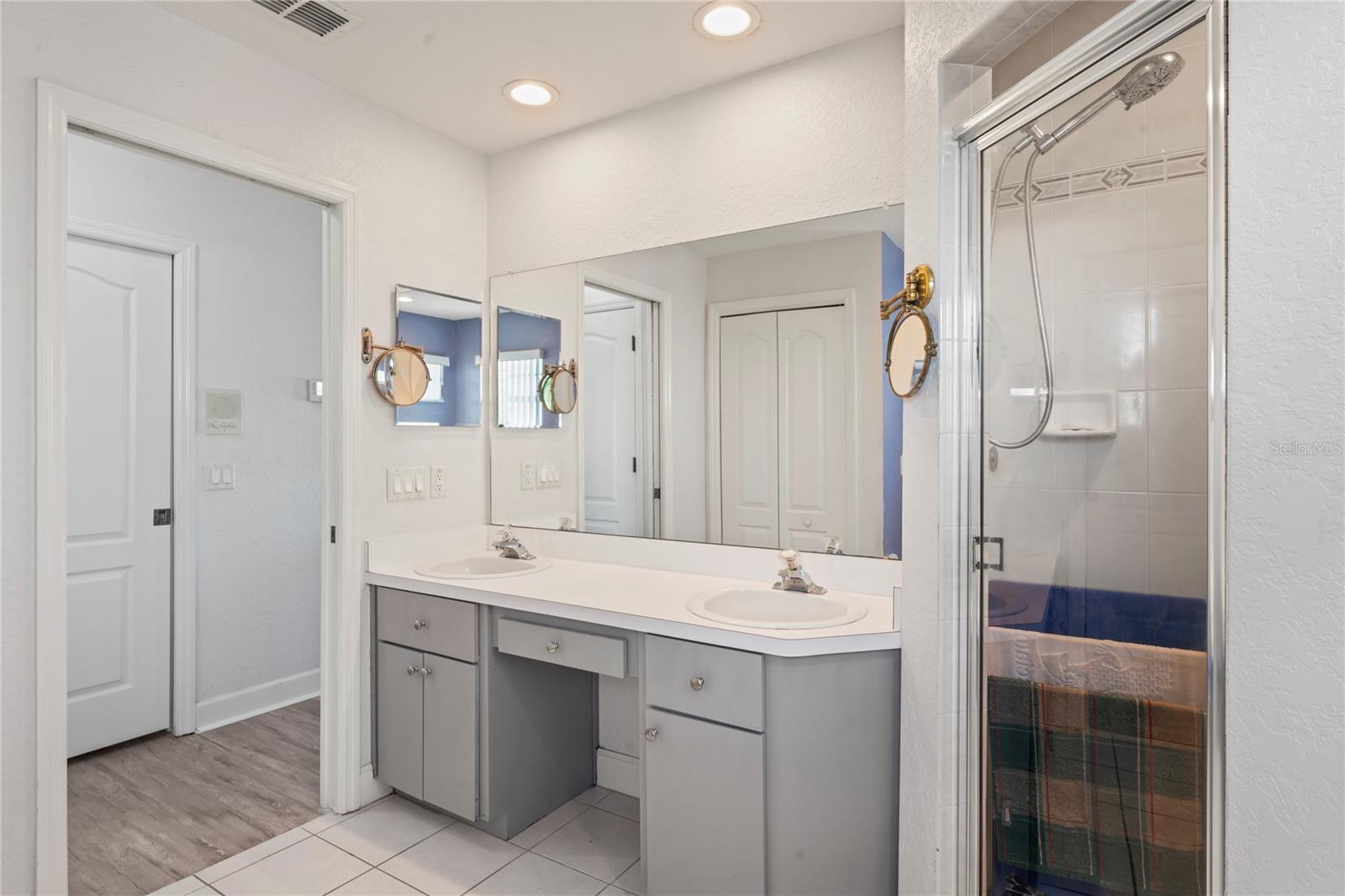 Image 51 of 94 For 3459 Flamingo Boulevard