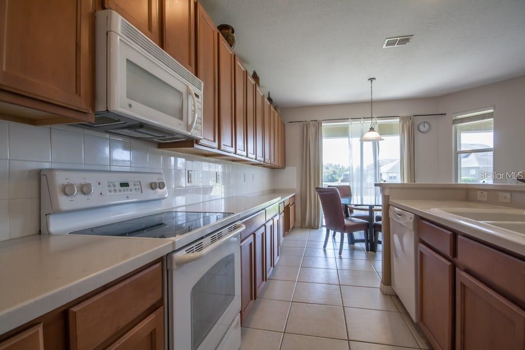 Image 4 of 26 For 19106 Beatrice Lane