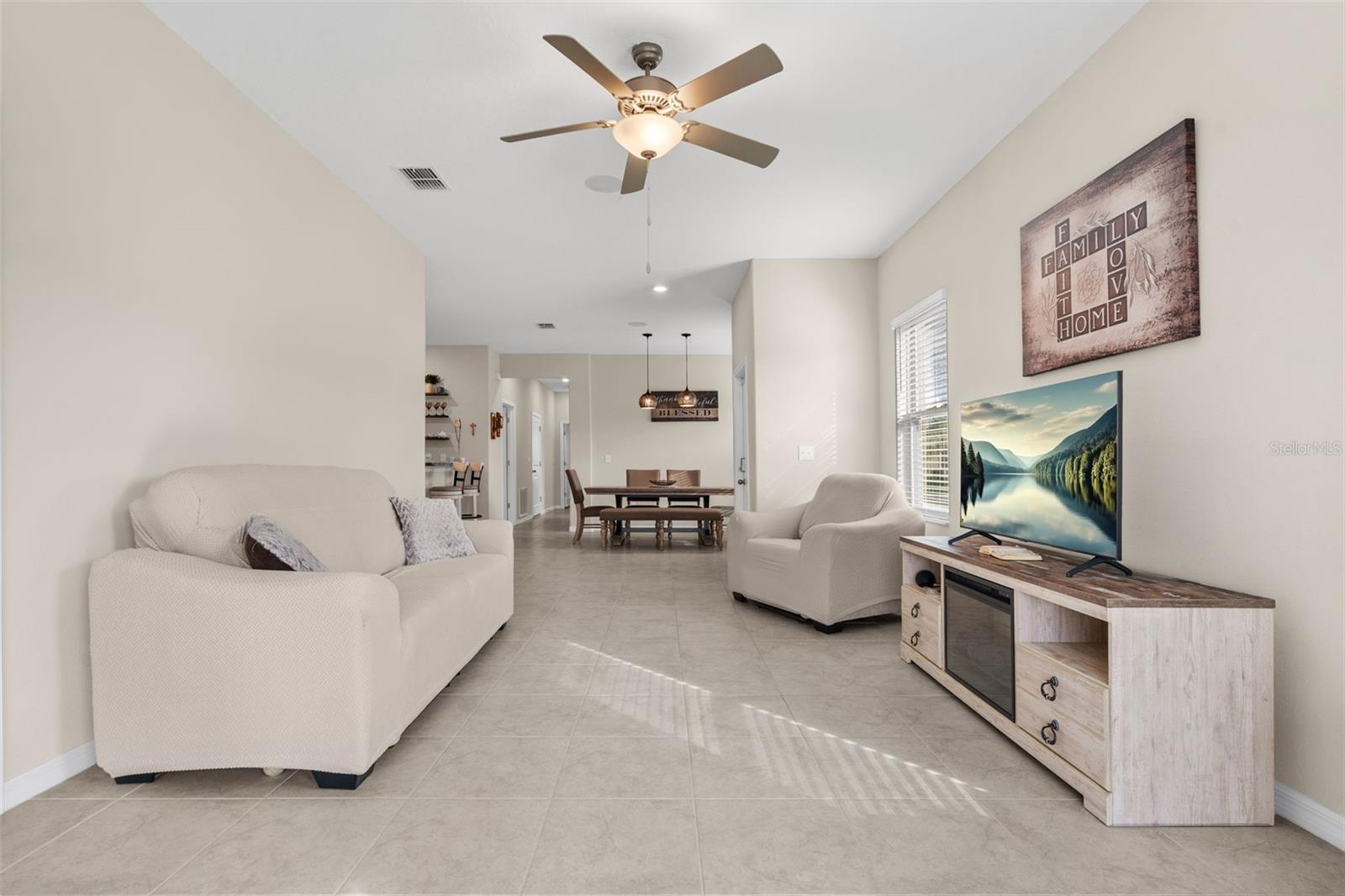 Image 10 of 46 For 13475 Crest Lake Drive