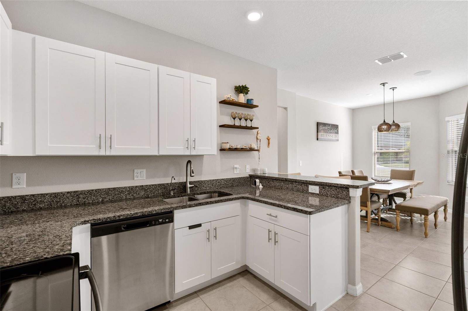 Image 17 of 46 For 13475 Crest Lake Drive