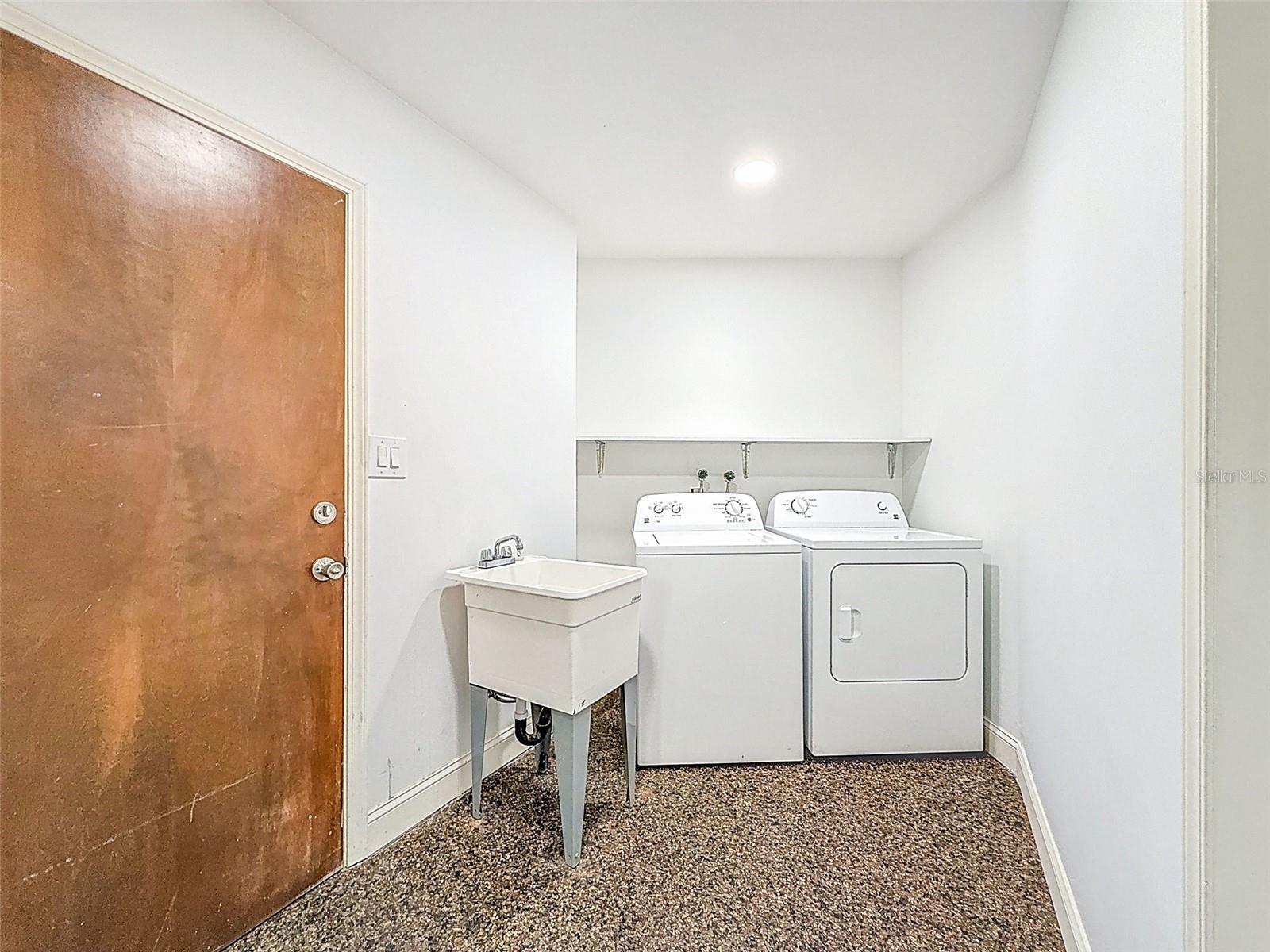 Image 29 of 59 For 9891 County Road 114b