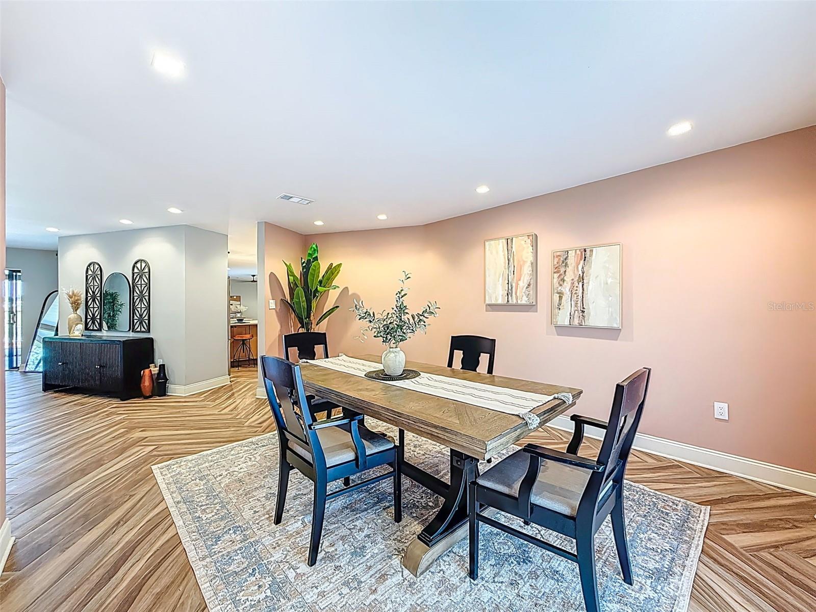 Image 7 of 59 For 9891 County Road 114b