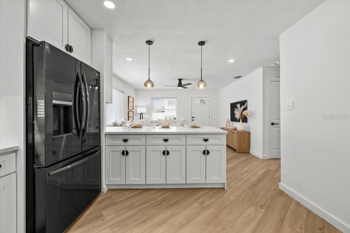 Image 11 of 60 For 742 91st Avenue N