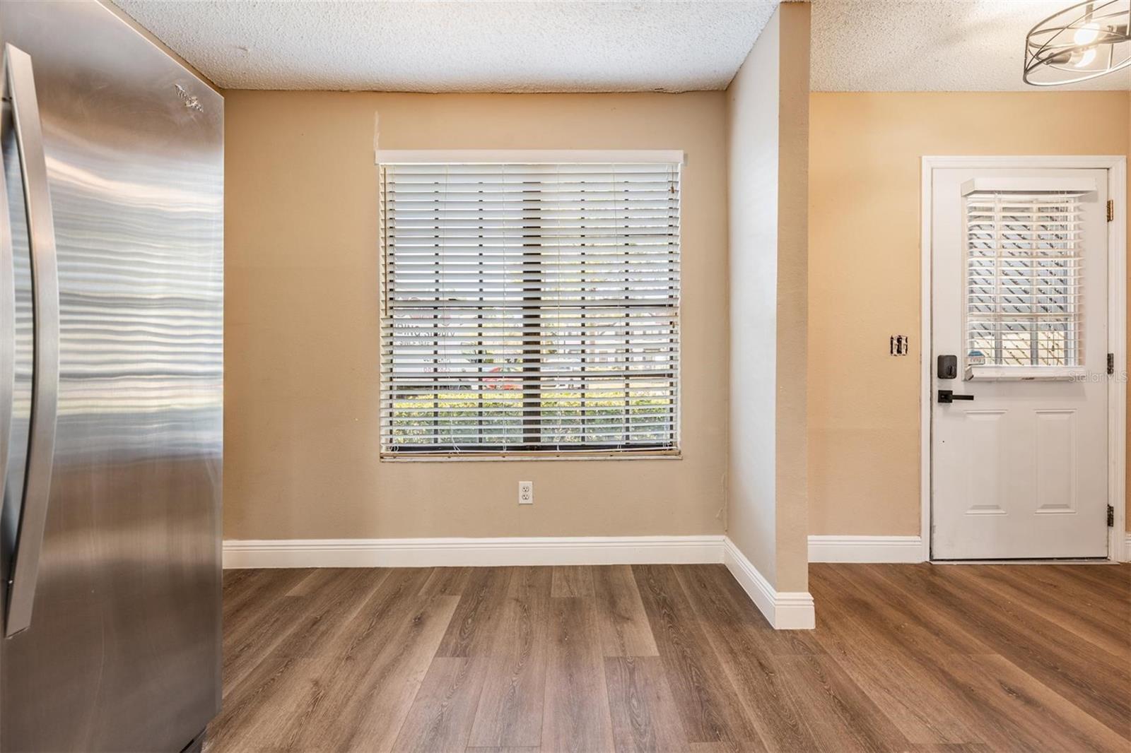 Image 19 of 40 For 16553 Brigadoon Drive