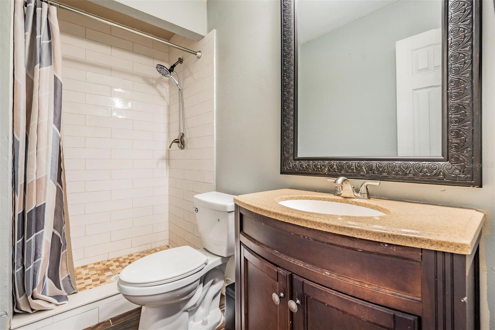 Image 24 of 40 For 16553 Brigadoon Drive