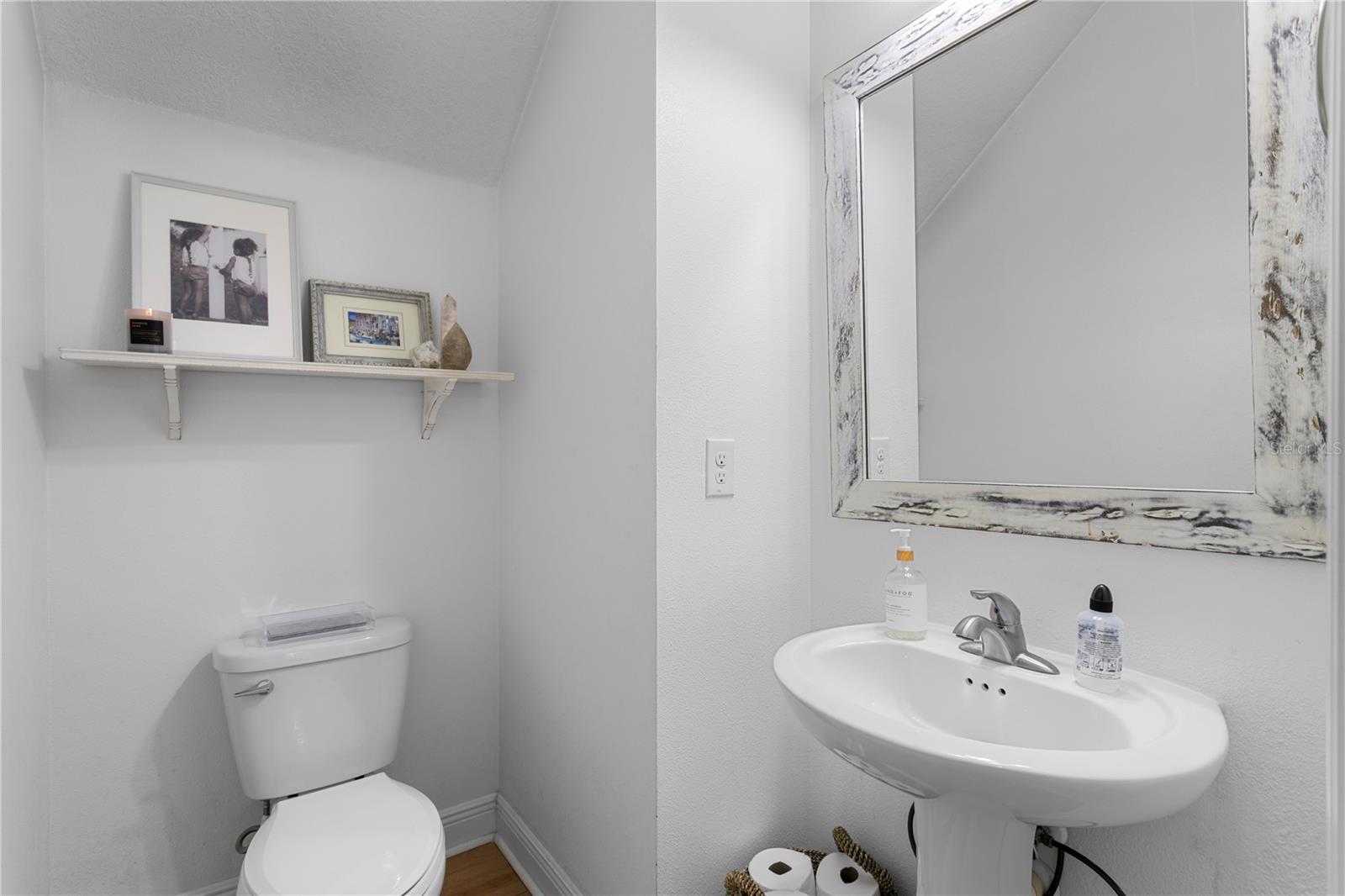 Image 13 of 67 For 6012 Village Center Drive