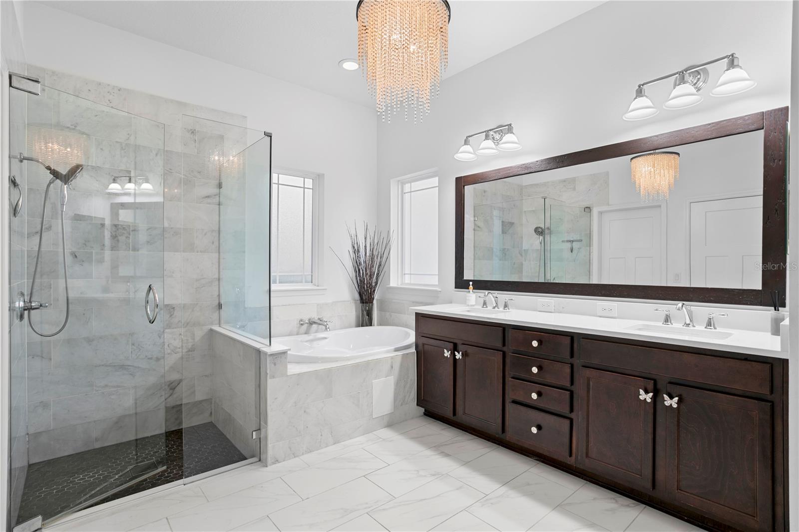 Image 27 of 67 For 6012 Village Center Drive