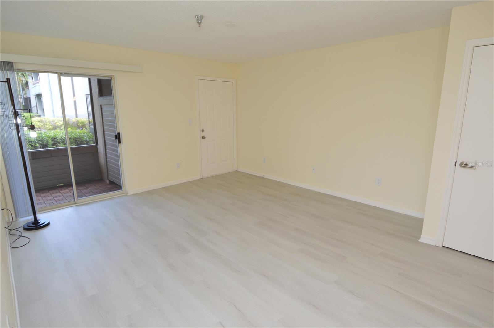 Image 19 of 95 For 10263 Gandy Boulevard N 607