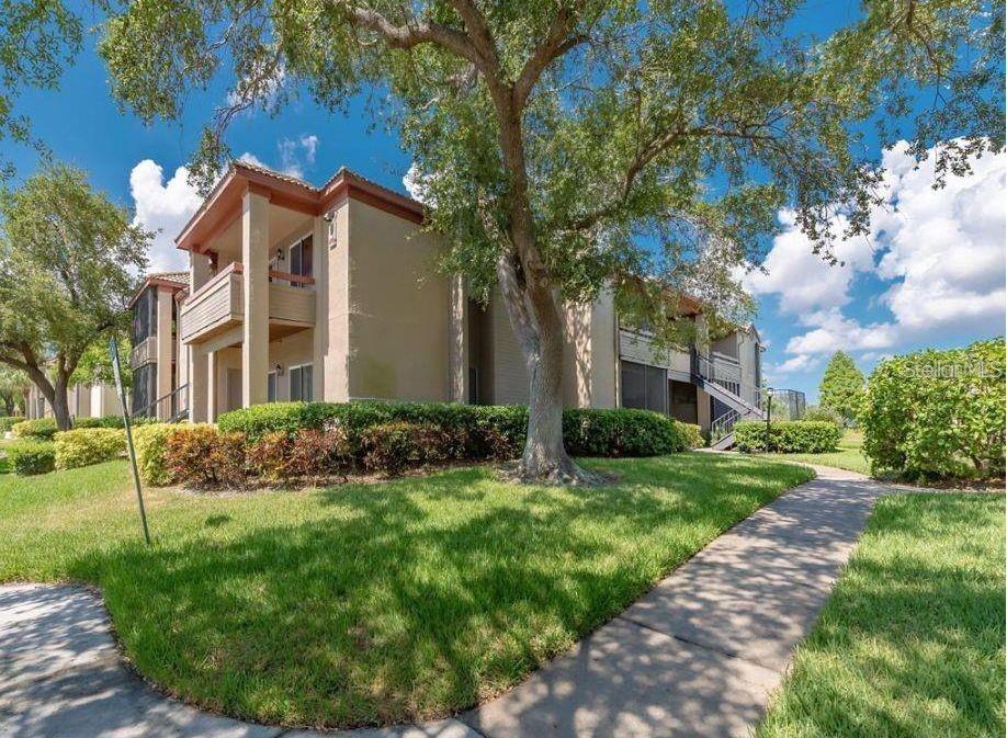 Image 2 of 95 For 10263 Gandy Boulevard N 607