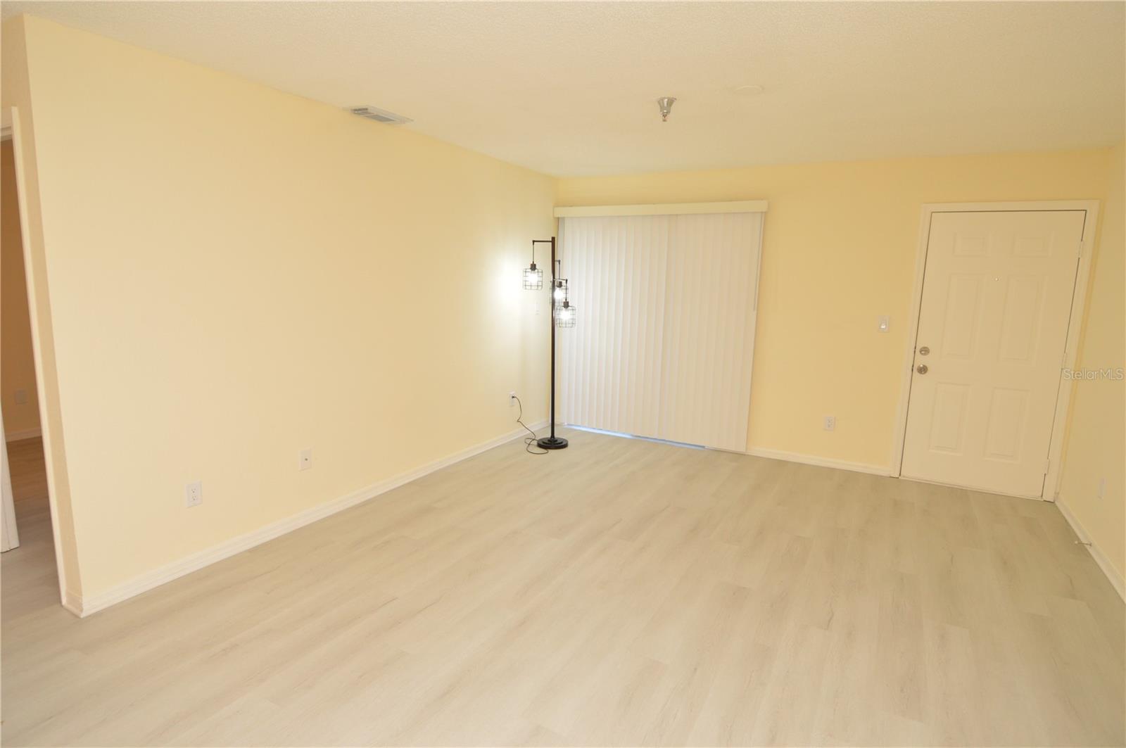 Image 24 of 95 For 10263 Gandy Boulevard N 607