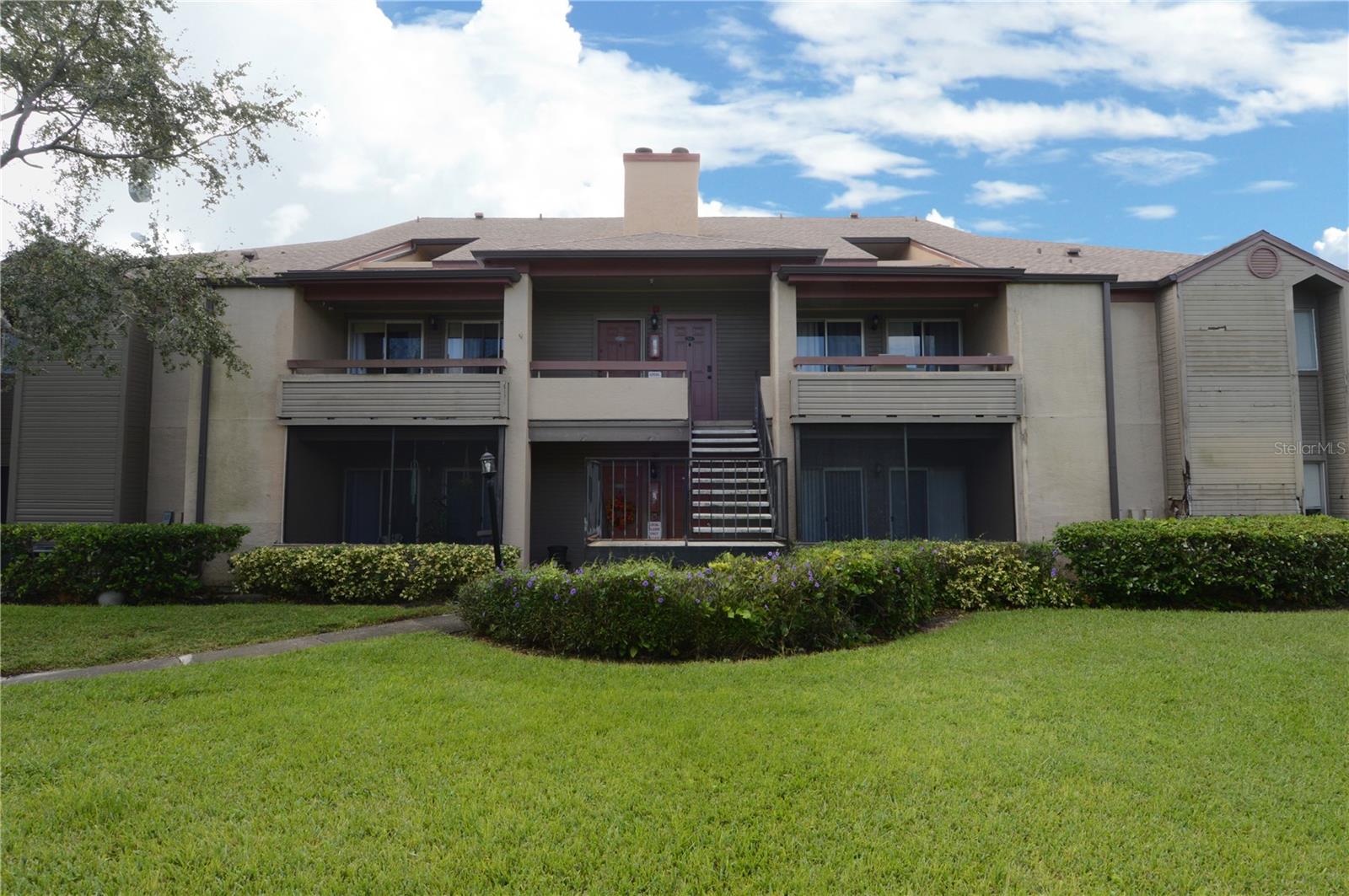 Image 3 of 95 For 10263 Gandy Boulevard N 607