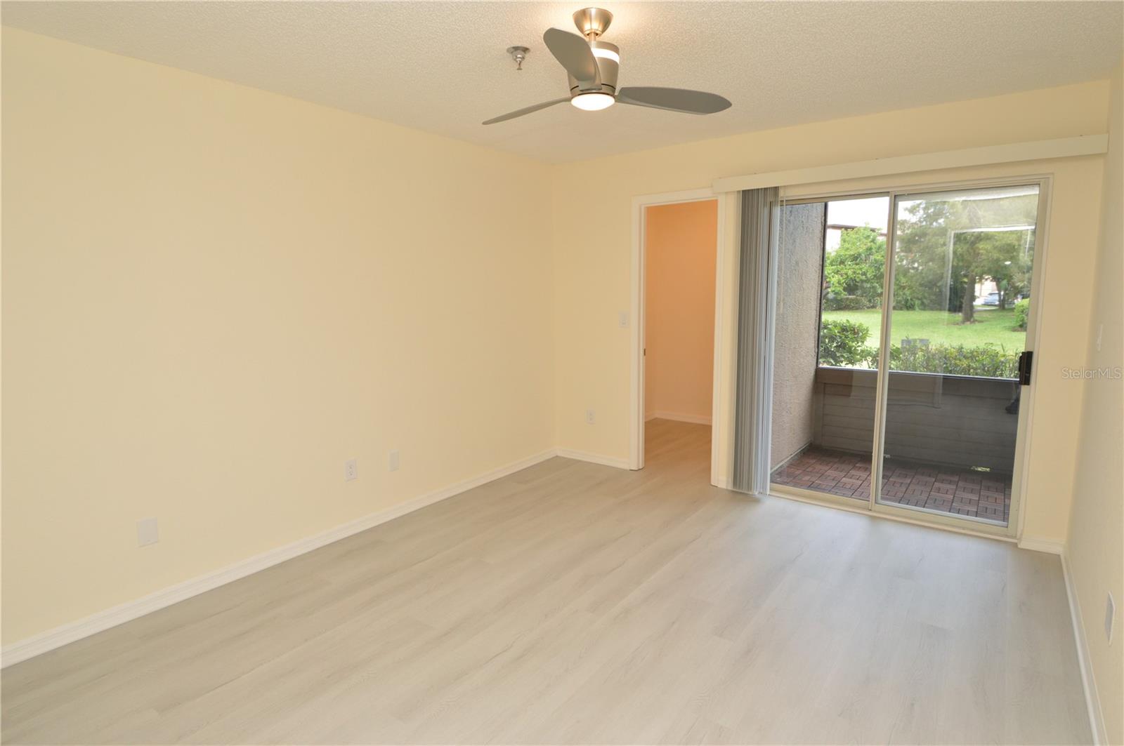 Image 30 of 95 For 10263 Gandy Boulevard N 607