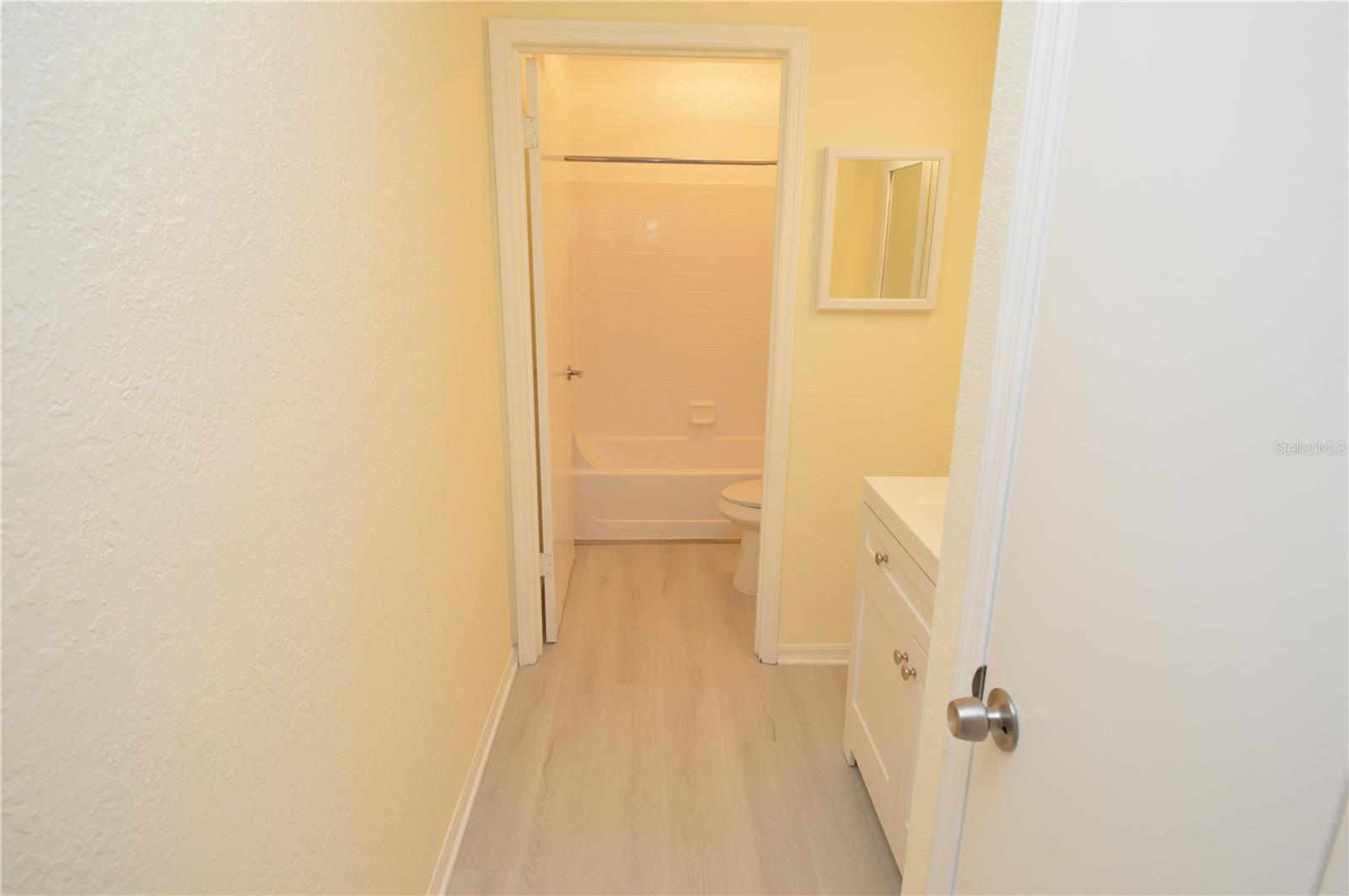 Image 37 of 95 For 10263 Gandy Boulevard N 607