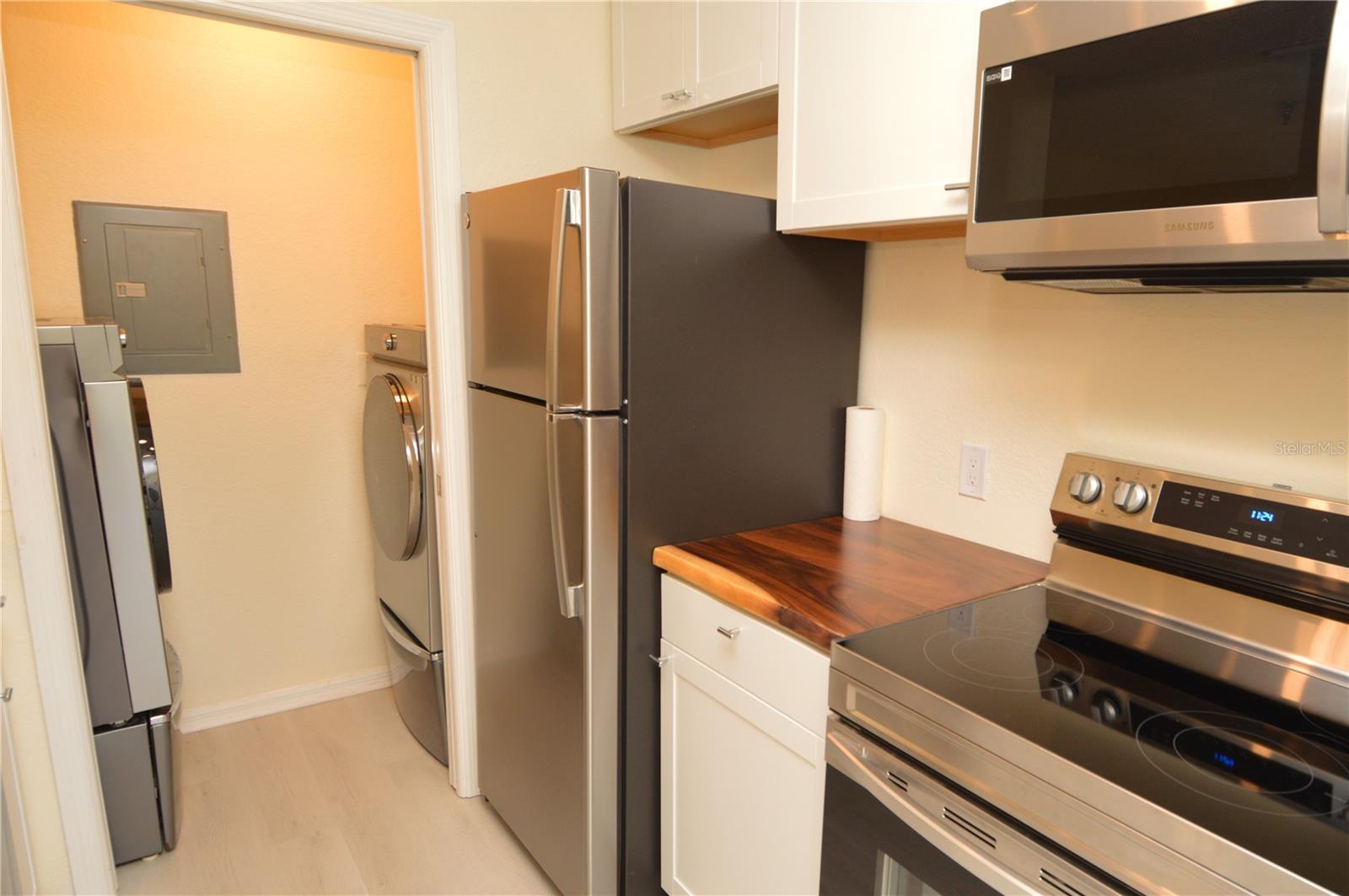 Image 8 of 95 For 10263 Gandy Boulevard N 607