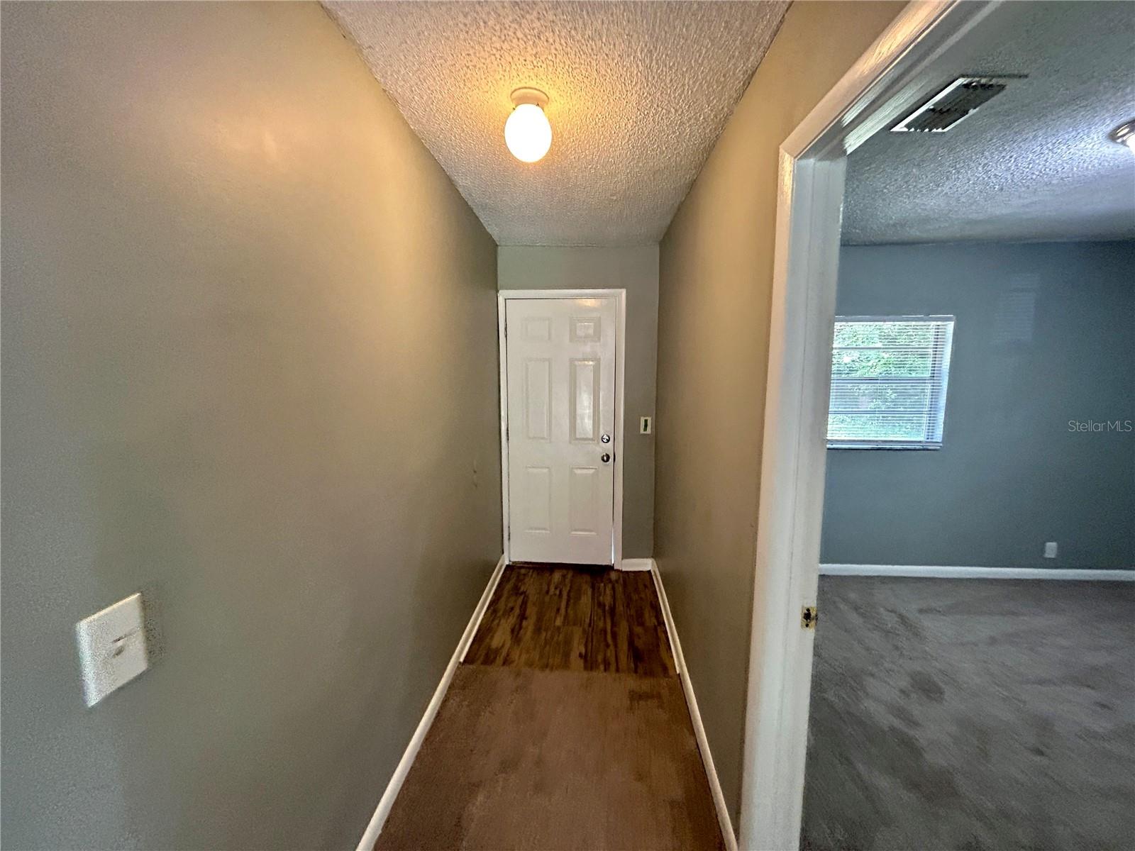 Image 19 of 26 For 2507 Lenna Avenue